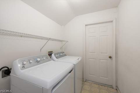 6211 Castlewood Cir, Fort Myers FL - photo 24 of 25