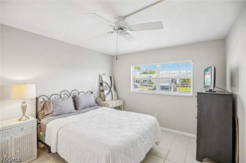 1514 Edgewater Cir 3A, Fort Myers FL - photo 19 of 38