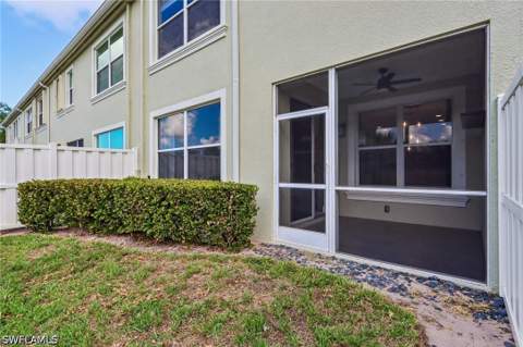 1410 Mariposa Cir 102, Naples FL - photo 13 of 50