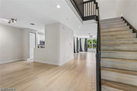 1410 Mariposa Cir 102, Naples FL - photo 14 of 50
