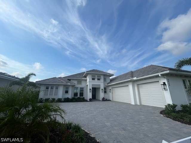 3 bedroom SingleFamilyResidence at 9408 Loquat Ln, Caymas, Naples — photo 1