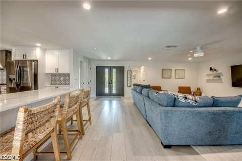 1022 Lindgren Blvd, Sanibel FL - photo 7 of 50