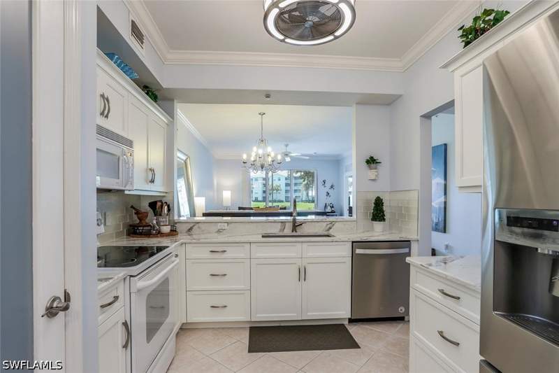 2 bedroom Condominium at 3996 Bishopwood Ct E 103, Bishopwood East III, Naples — photo 3
