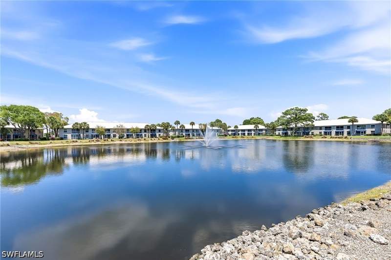 2 bedroom Condominium at 887 Gulf Pavilion Dr 203, Pavilion Club, Naples — photo 2