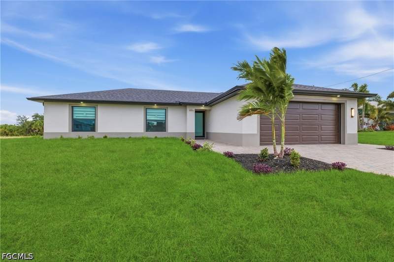 3 bedroom SingleFamilyResidence at 2201 NE 10th Pl, Cape Coral, Cape Coral — photo 2