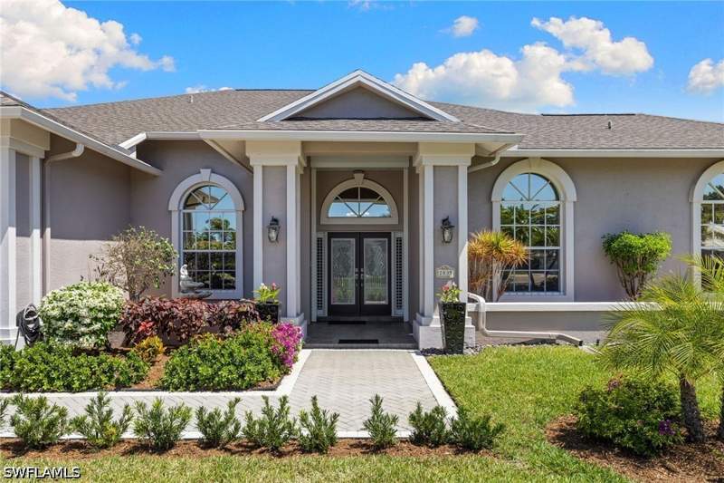 3 bedroom SingleFamilyResidence at 2035 Castle Garden Ln, Imperial Golf Estates, Naples — photo 5