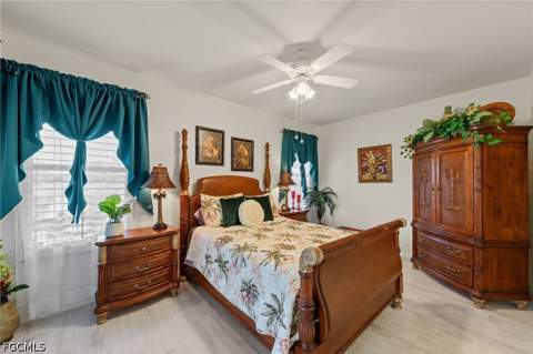 8239 Parkstone Pl 102, Naples FL - photo 14 of 50