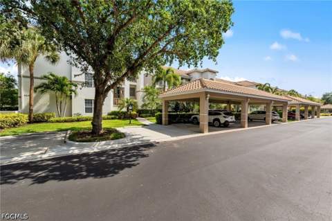 8239 Parkstone Pl 102, Naples FL - photo 24 of 50