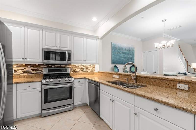 3 bedroom Townhouse at 3151 Cottonwood Bend 1306, Cottonwood Bend, Fort Myers — photo 5