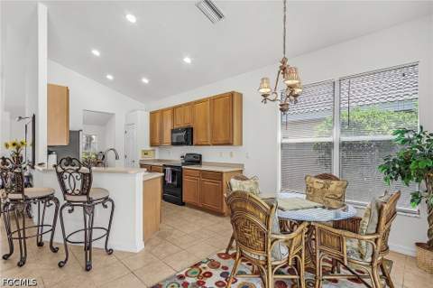 9044 Shadow Glen Way, Fort Myers FL - photo 13 of 47