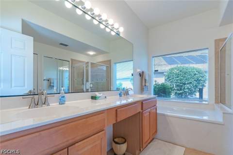 9044 Shadow Glen Way, Fort Myers FL - photo 23 of 47