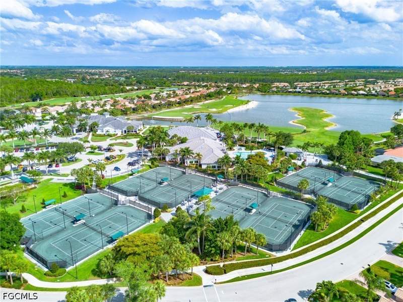 3 bedroom SingleFamilyResidence at 9044 Shadow Glen Way, Shadow Glen, Fort Myers — photo 5