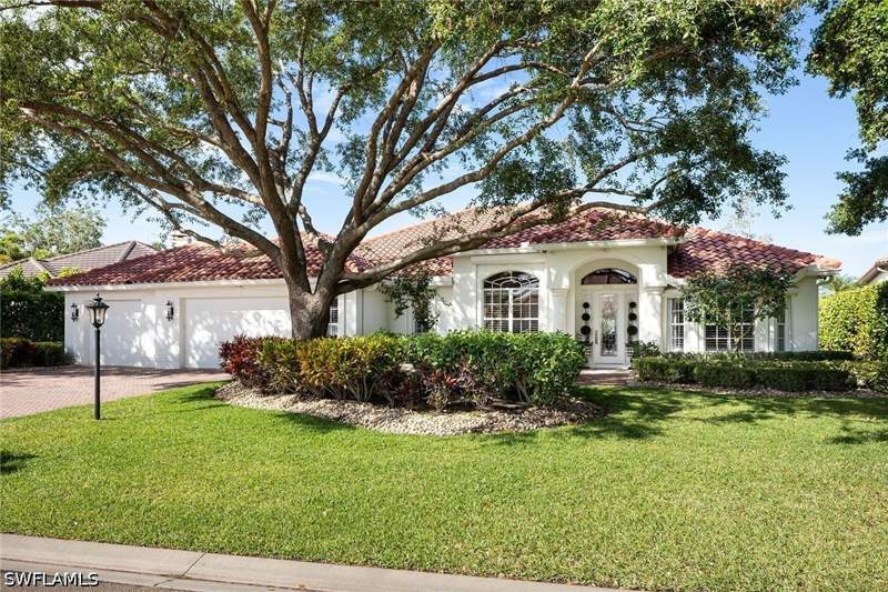 4 bedroom SingleFamilyResidence at 8037 Vera Cruz Way, Monterey, Naples — photo 2