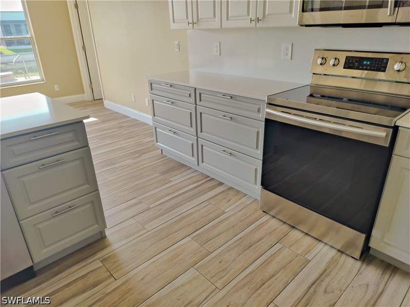 3 bedroom SingleFamilyResidence at 3314 SW 11th Pl, Cape Coral, Cape Coral — photo 4