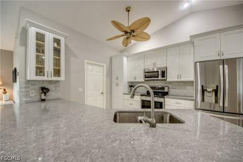 2301 SW 28th Ln, Cape Coral FL - photo 13 of 45