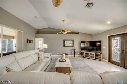 2301 SW 28th Ln, Cape Coral FL - photo 22 of 45
