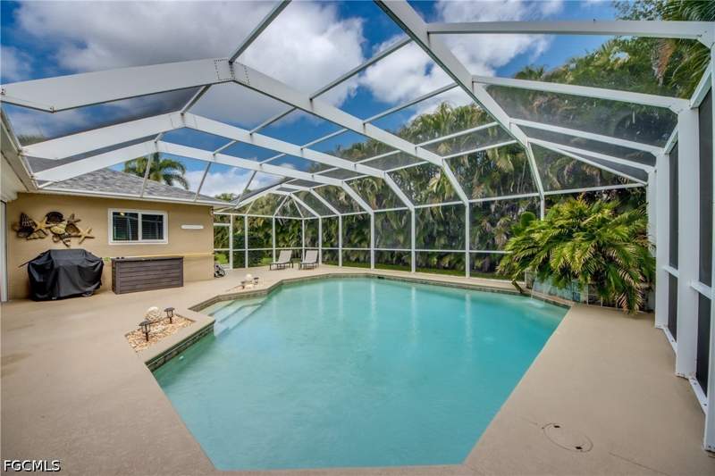 4 bedroom SingleFamilyResidence at 2301 SW 28th Ln, Cape Coral, Cape Coral — photo 5