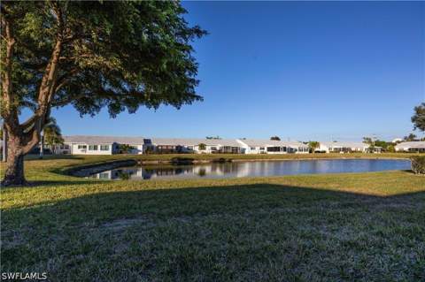 1513 Edgewater Cir, Fort Myers FL - photo 20 of 29