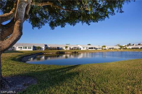 1513 Edgewater Cir, Fort Myers FL - photo 21 of 29