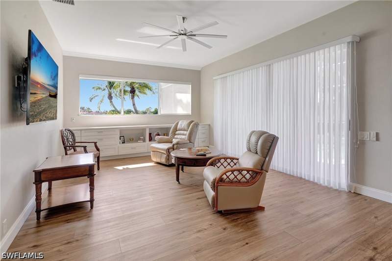 4 bedroom SingleFamilyResidence at 16112 Edgemont Dr, Lexington Country Club, Fort Myers — photo 4