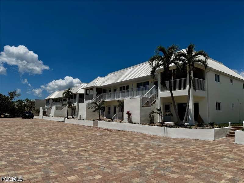 1 bedroom Condominium at 805 E Gulf Dr B4, Sanibel Arms, Sanibel — photo 1