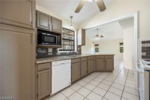 550 Caloosa Estates Dr, Labelle FL - photo 7 of 34