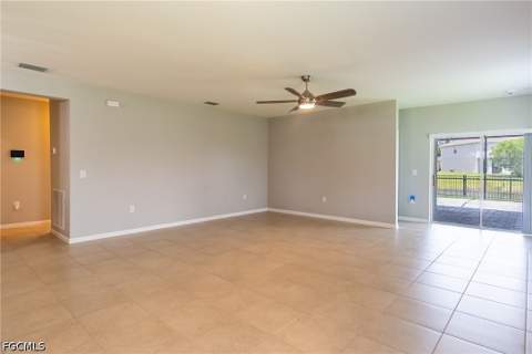 2707 Tarragona Ct, Cape Coral FL - photo 11 of 50