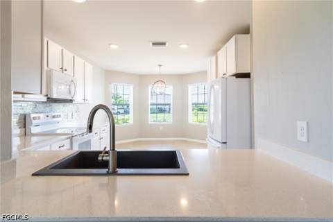 2707 Tarragona Ct, Cape Coral FL - photo 15 of 50