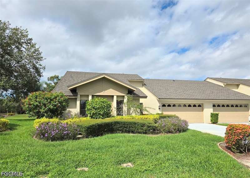 2 bedroom Attached at 13406 Tall Grass Ct, Tall Grass Village, Fort Myers — photo 1