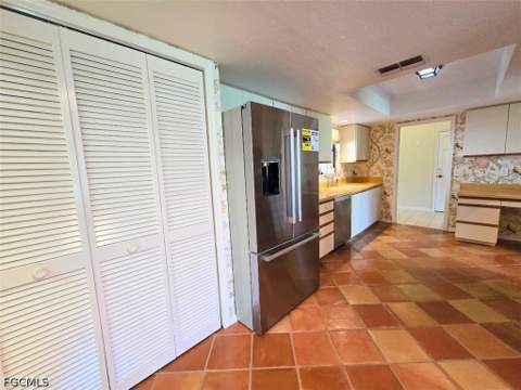 13406 Tall Grass Ct, Fort Myers FL - photo 11 of 45
