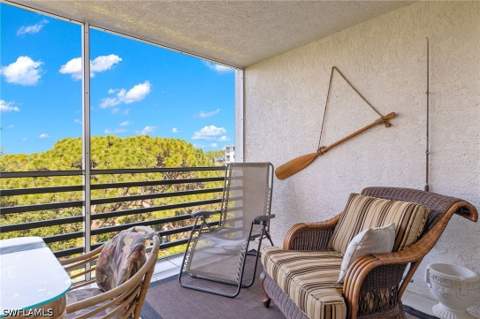 290 Naples Cove Dr 2602, Naples FL - photo 24 of 34