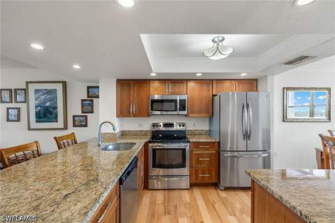 290 Naples Cove Dr 2602, Naples FL - photo 6 of 34