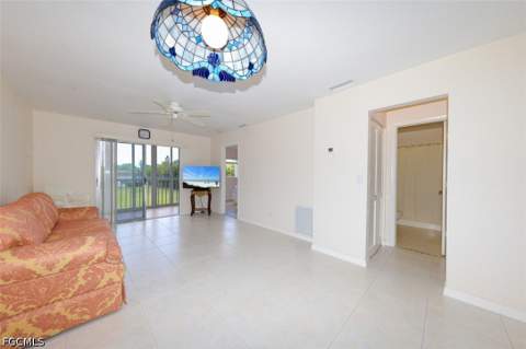8141 Country Rd 203, Fort Myers FL - photo 10 of 32