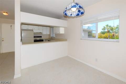 8141 Country Rd 203, Fort Myers FL - photo 14 of 32