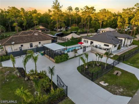3159 6th Ave SE, Naples FL - photo 6 of 50