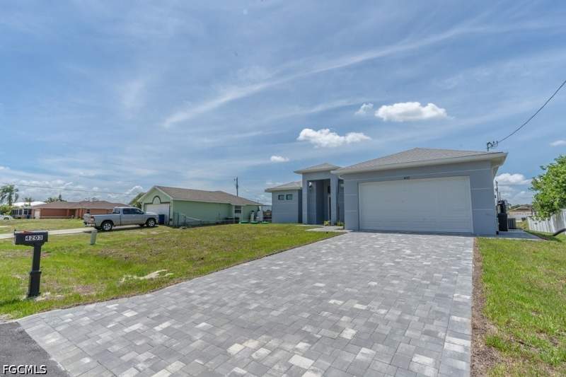 3 bedroom SingleFamilyResidence at 4203 11th St W, Lehigh Acres, Lehigh Acres — photo 2