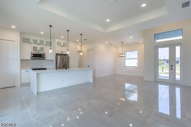3 bedroom SingleFamilyResidence at 4203 11th St W, Lehigh Acres, Lehigh Acres — photo 5