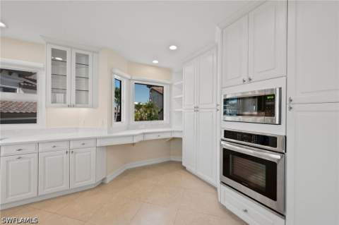 1301 Chesapeake Ave 1B, Naples FL - photo 11 of 41