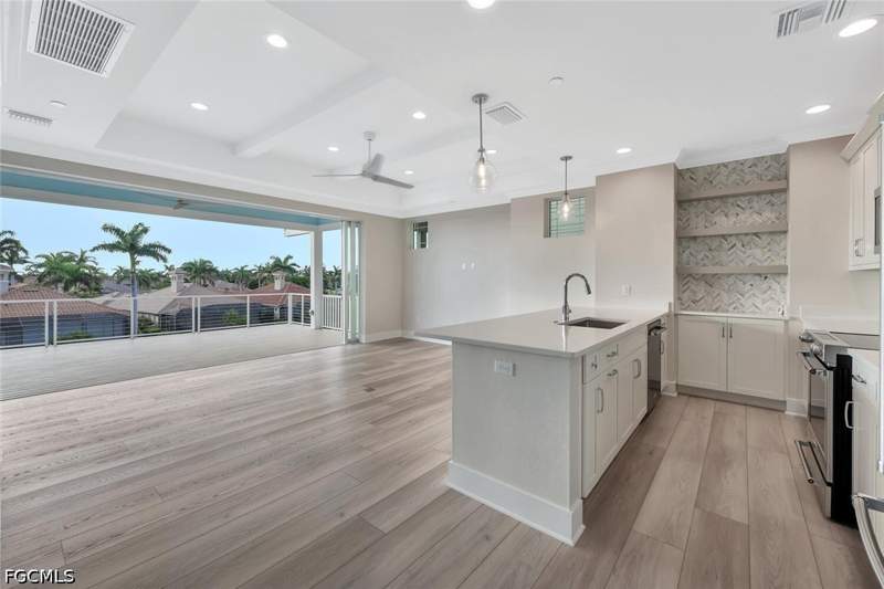 4 bedroom SingleFamilyResidence at 5870 Shell Cove Dr, Cape Harbour, Cape Coral — photo 4