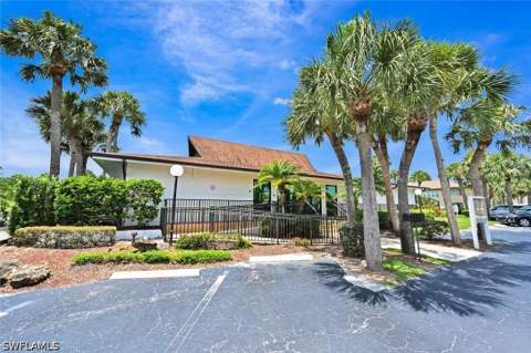 3420 Frosty Way 4910, Naples FL - photo 19 of 23
