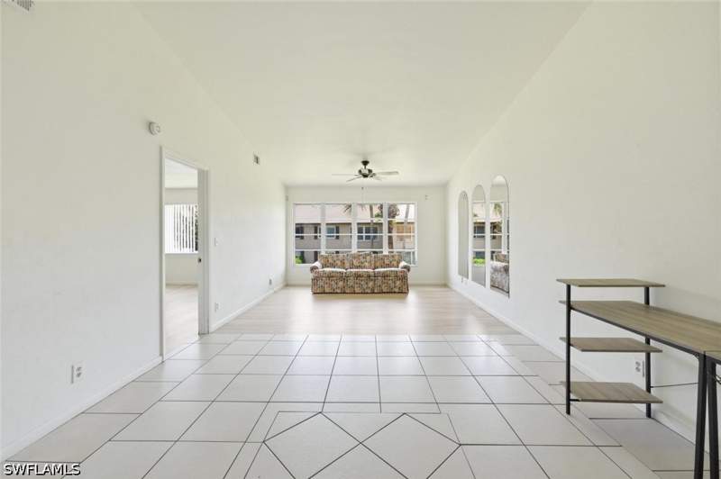 2 bedroom Condominium at 3420 Frosty Way 4910, Winterpark, Naples — photo 5