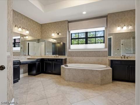 1546 Mockingbird Dr, Naples FL - photo 21 of 40