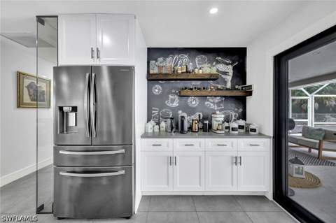 121 20th Ave NE, Naples FL - photo 12 of 45