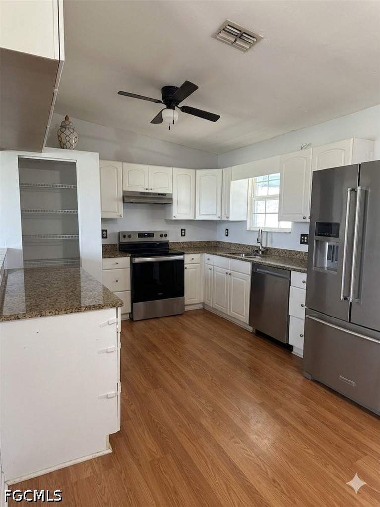 3 bedroom SingleFamilyResidence at 900 NE 18th Ter, Cape Coral, Cape Coral — photo 3
