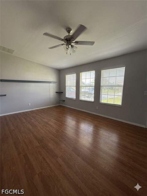 900 NE 18th Ter, Cape Coral FL - photo 9 of 12