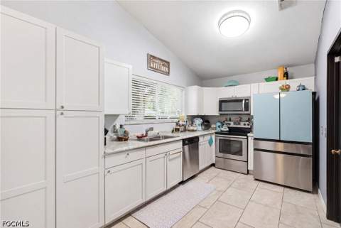 4022 E Sunflower Cir, Labelle FL - photo 14 of 26