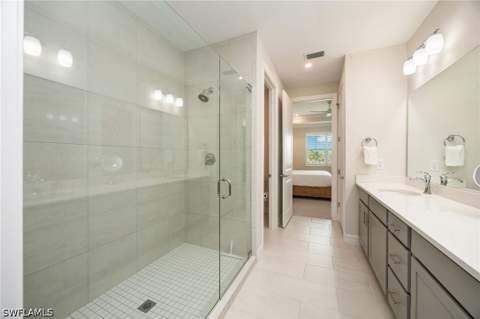 183 Indies Dr E 202, Naples FL - photo 11 of 23