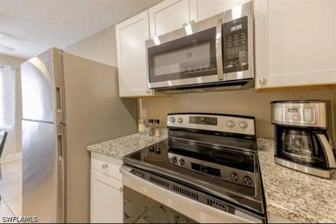 4605 Bayshore Dr G2, Naples FL - photo 6 of 20