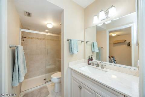5950 Amherst Dr A101, Naples FL - photo 16 of 33