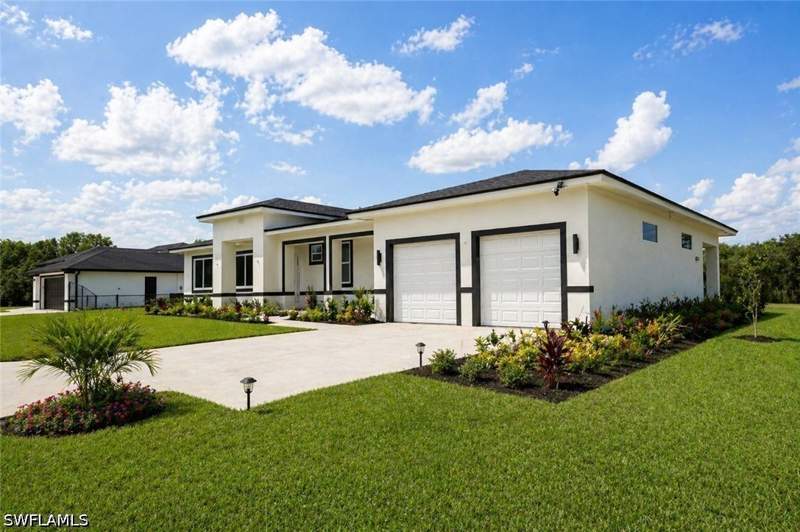 4 bedroom SingleFamilyResidence at 1715 McArthur Ave, Lehigh Acres, Lehigh Acres — photo 3
